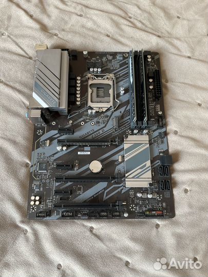 Gigabyte Z390 D