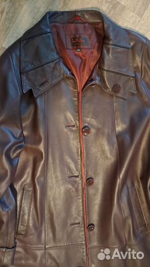 Кожаный плащ