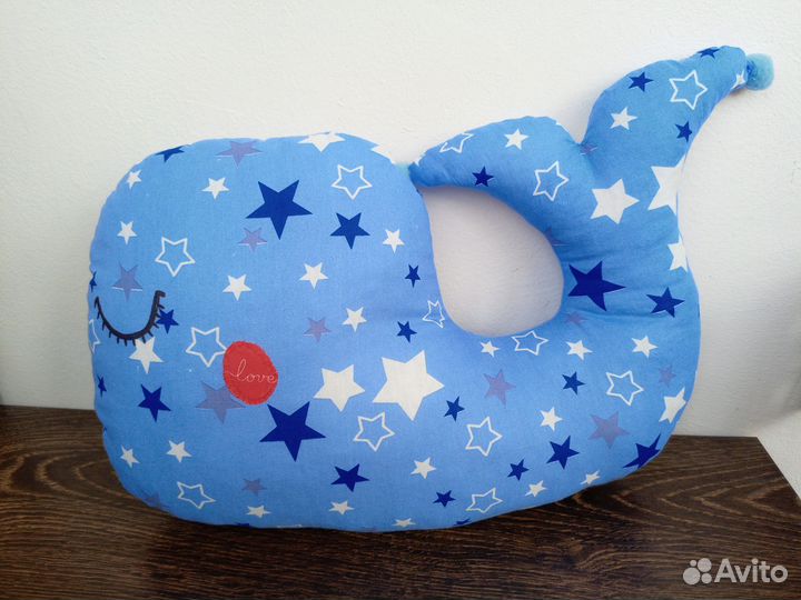 Подушка в детскую комнату ручной работы