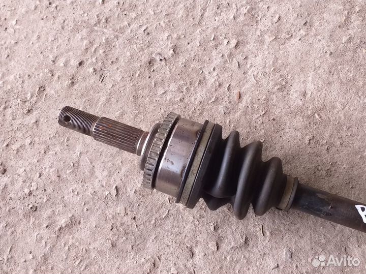 Привод левый Nissan Primera P12 1.6 MT