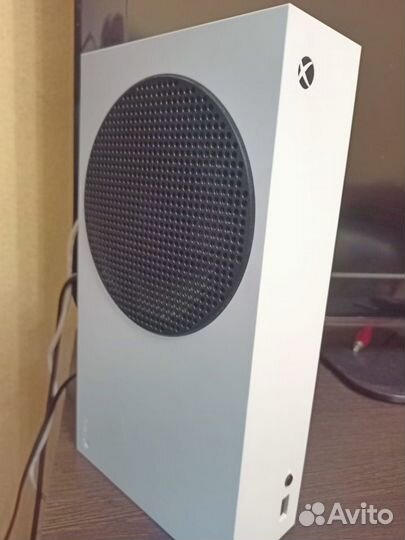 Игровая приставка Microsoft Xbox Series S 512 гб