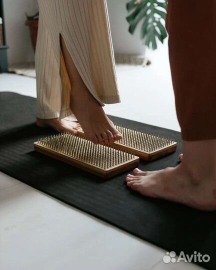 Гвоздестояние, стояние на гвоздях