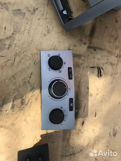 Блок кондиционера на опель zafira B