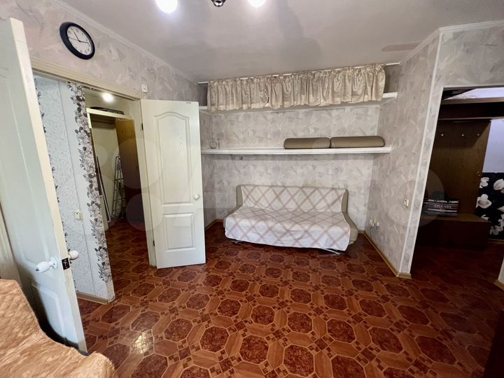 2-к. квартира, 50 м², 2/4 эт.