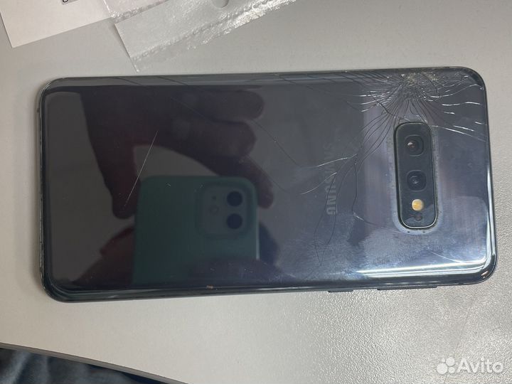 Samsung s10e