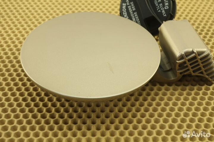 Лючок бензобака Hyundai Getz