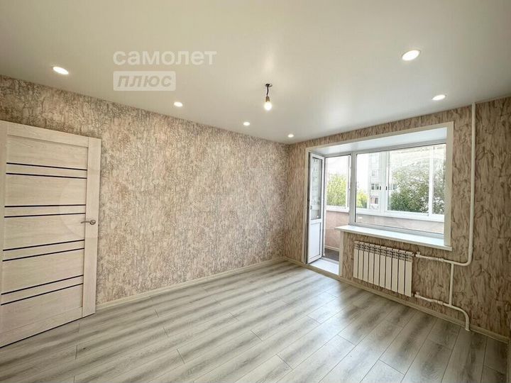 3-к. квартира, 52 м², 3/5 эт.