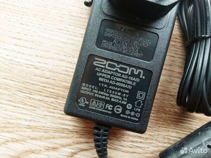 Блок питания Zoom 9V 0.5A AD-16A /D /E