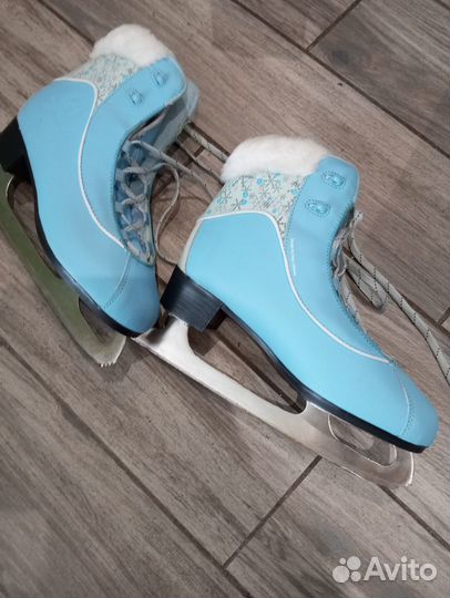 Коньки фигурные