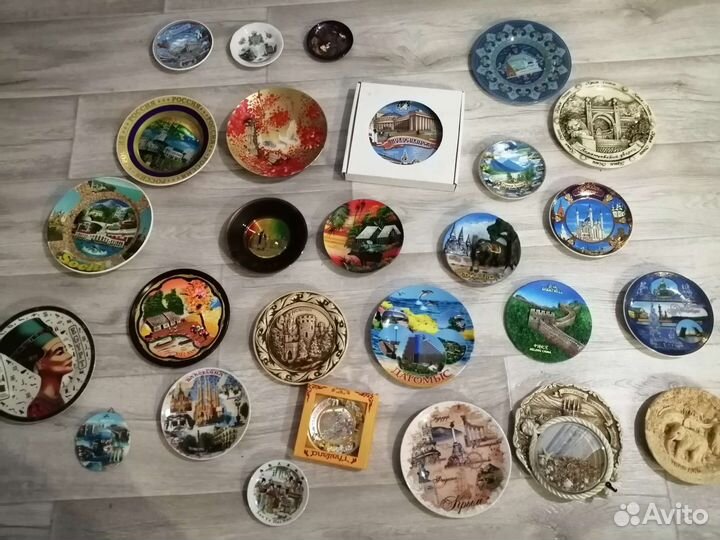 Тарелки сувенирные коллекционные