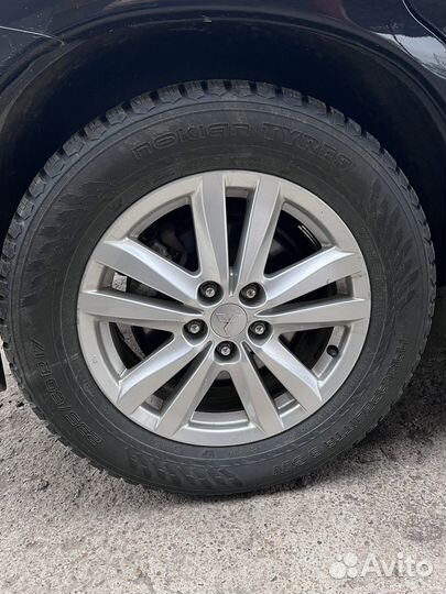 Nokian Tyres Hakkapeliitta 9 SUV 235/60 R17