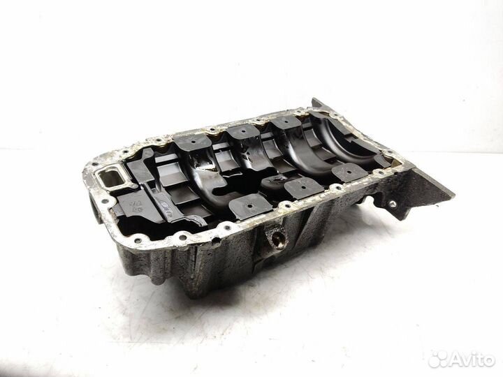 Масляный поддон Opel Astra H 2006 55353306