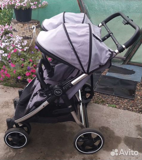 Коляска для двойни или погодок
