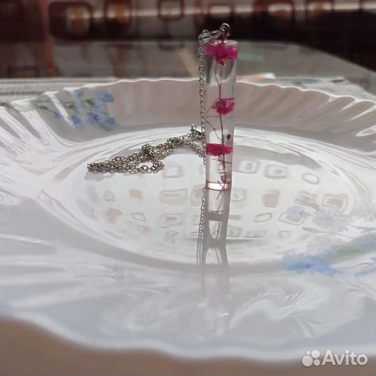Кулон на цепочке