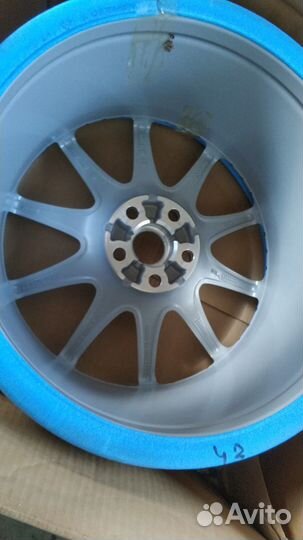 Колесный диск R18 Jaguar XJ Mery задний