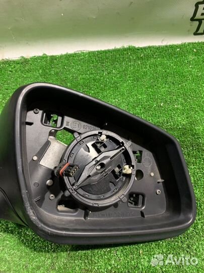Зеркало правое Bmw 5 F10 N20B20B 2012