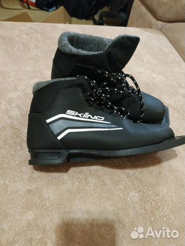 Ботинки лыжные