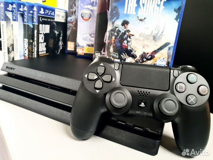 Игровая приставка PS4 Pro 1TB