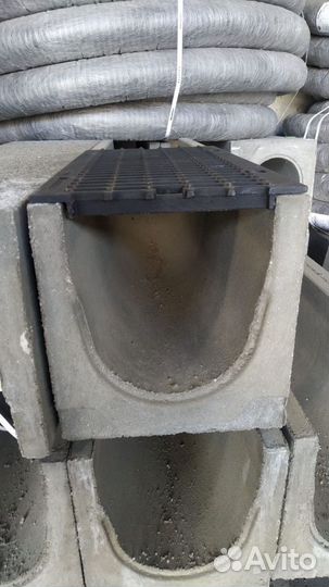 Лоток водоотводный бетонный, пластиковый