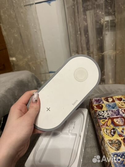 Hoco wireless fast charger