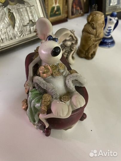 Сувениры, нецке, копилка, мышь, аромолампа