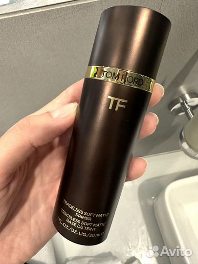 TOM ford traceless soft matte primer