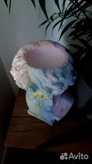 Голова Давида. Кашпо под небольшой цветок/ваза