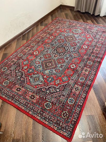 Ковер шерстяной