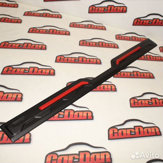 Накладка на дверь задка для а/м LADA niva