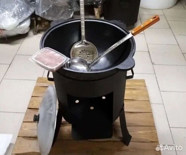 Чугунный казан на 22 лит