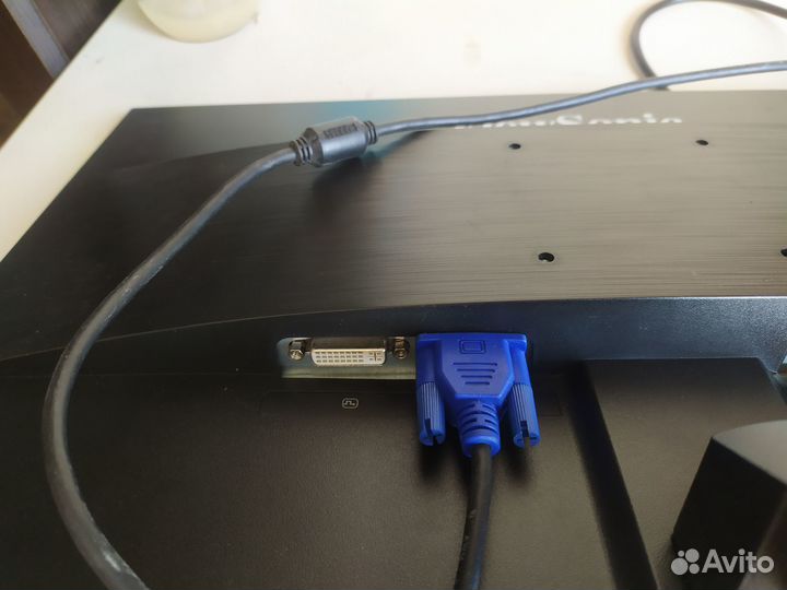 Монитор Full HD ViewSonic