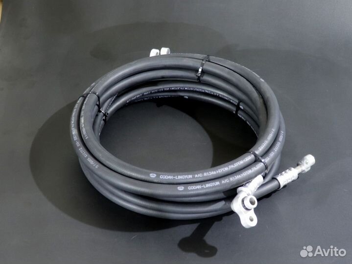 Kia Sorento IV шланги заднего кондиционера