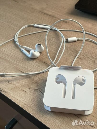 Наушники apple earpods lightning