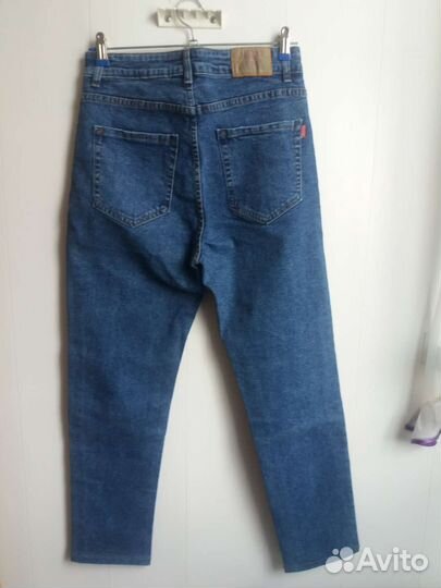 Джинсы