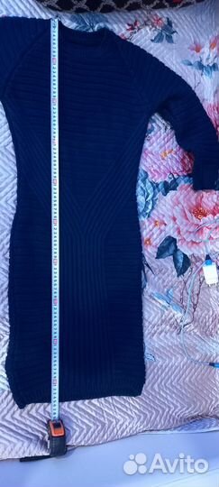 Платье вязаное