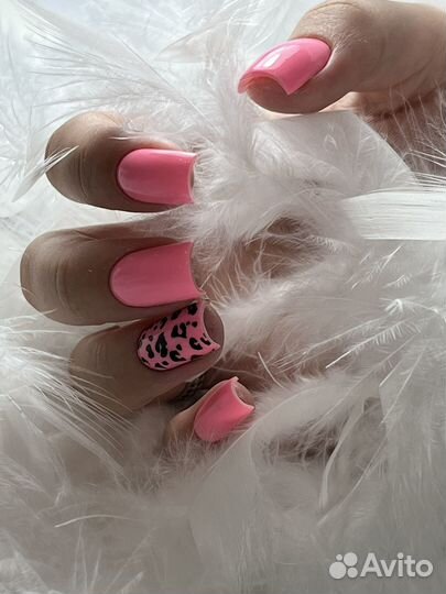 Мастер маникюра и педикюра