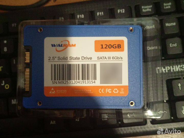 SSD 120 SATA III новый С windows10