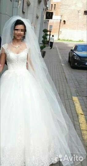 Платье свадебное