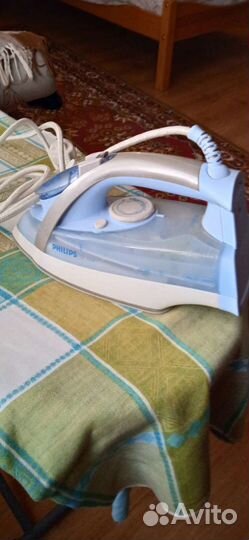 Утюг Philips GC3320