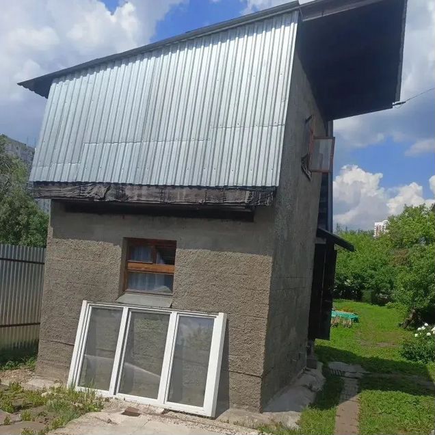Дом 30 м² на участке 6 сот.