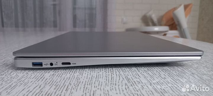 Ноутбук (ультрабук) в идеальном состоянии