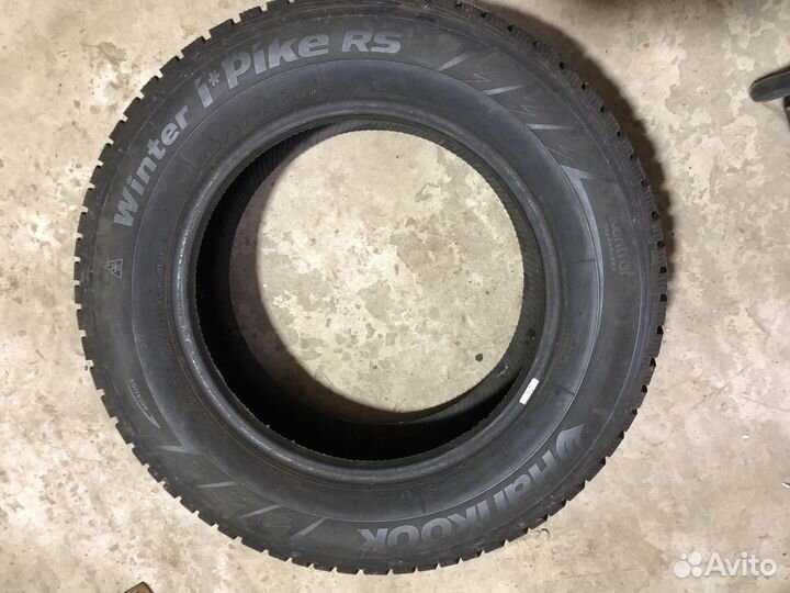 Hankook Winter I'Pike 215/65 R16