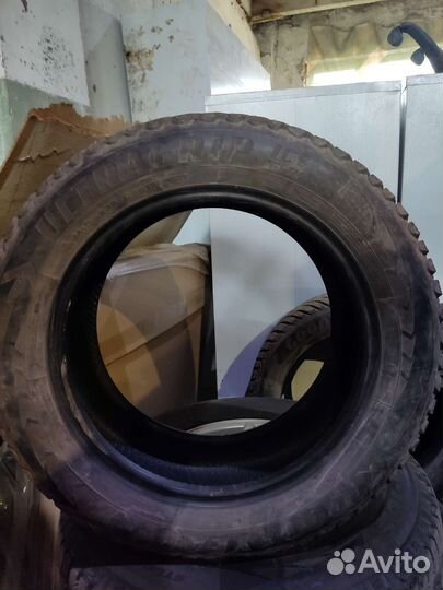 Goodyear Ultragrip Ice Arctic 235/55 R17