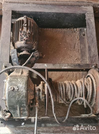 Лебедка электрическая