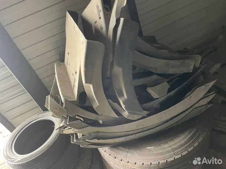 Крыло заднее DAF,mercedes,volvo