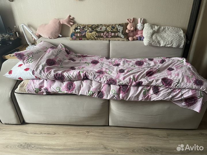 Прямой диван бу