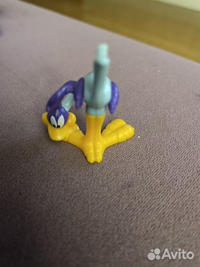 Игрушки из киндера мультяшки и т д