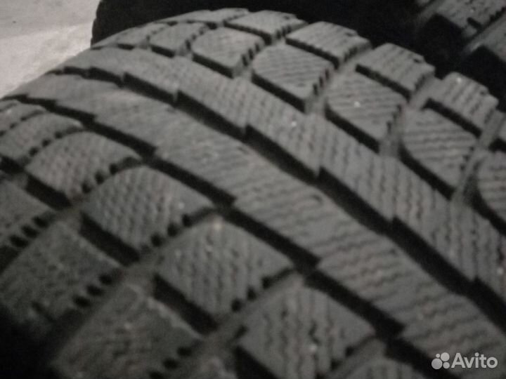 Maxtrek Trek M7 205/55 R16