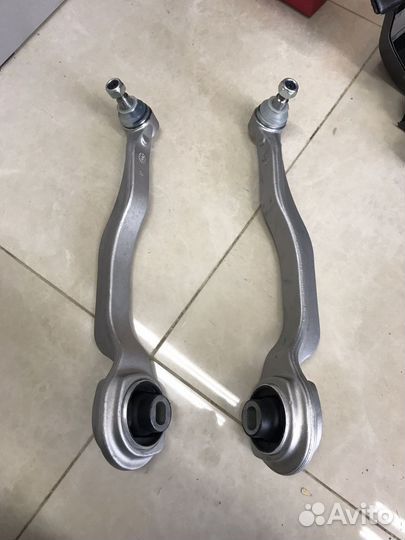 Передние рычаги новые мерседес 211