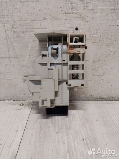 Устройство блокировки люка для стиральной машины